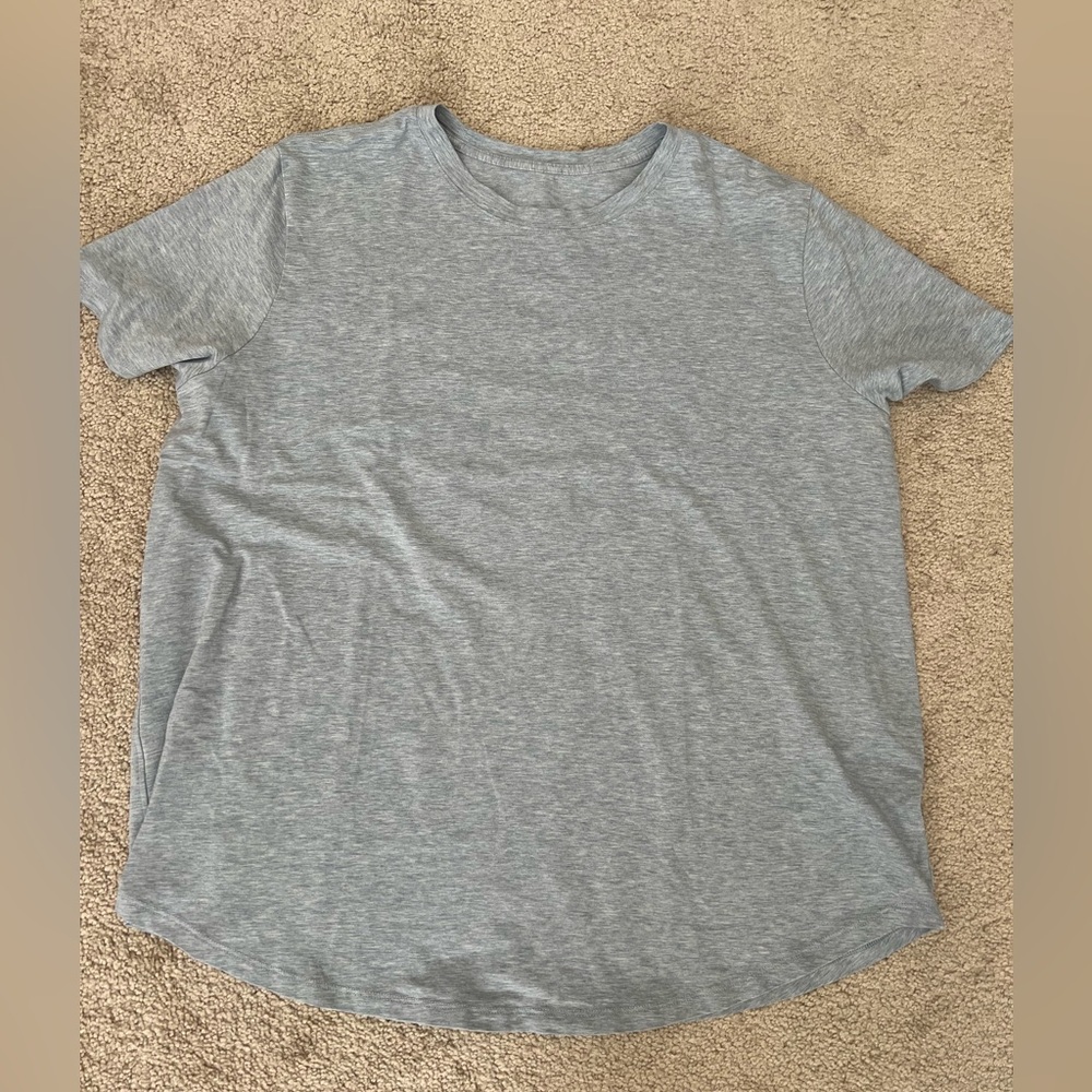 Lululemon Women’s love crewneck t shirt